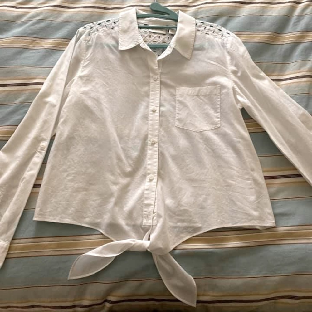 Chico’s button up and tie up blouse